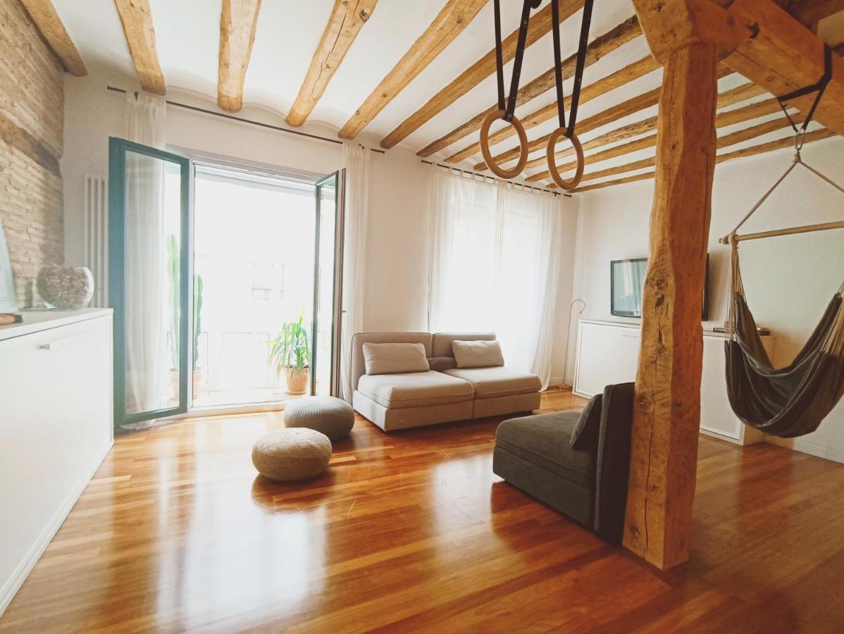 Lux Wood Loft With Air Con & Lift Apartment Logrono Bagian luar foto